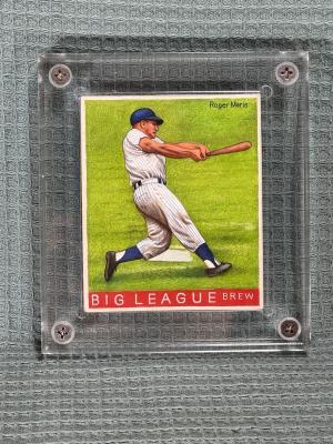 Picture, Helmar Brewing, R319-Helmar Card # 61, Roger Maris, Swinging, New York Yankees